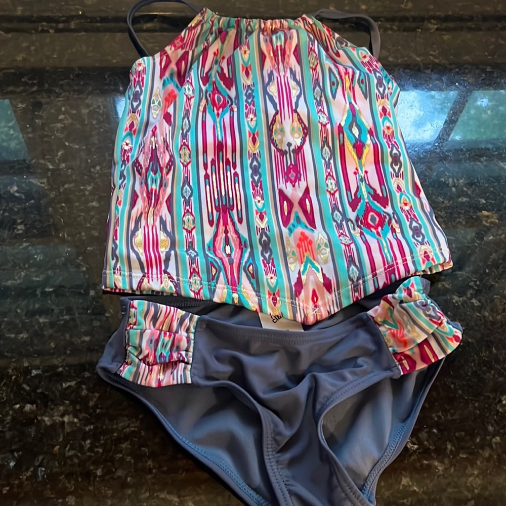 Size 7/8 halter top tankini